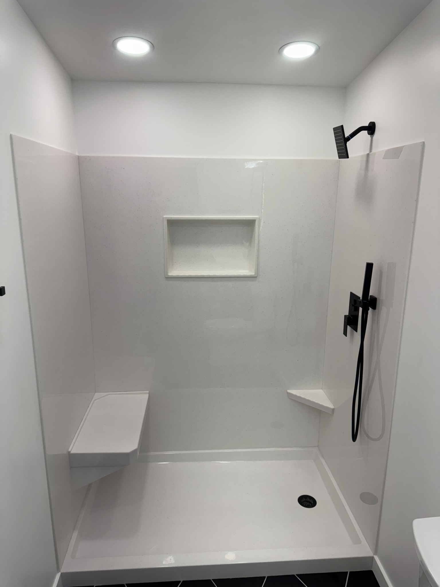 Onyx Shower
